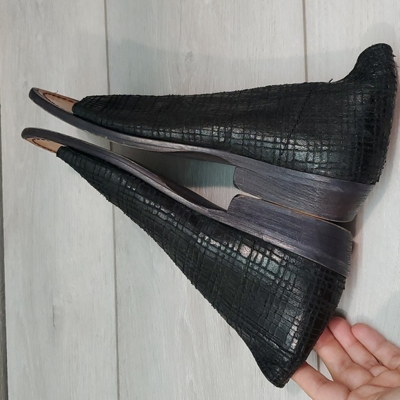 Free People Women Mont Blank Asym Ankle Leather Cut Side Flats shoes sz 39/8.5-9 - Picture 10 of 14